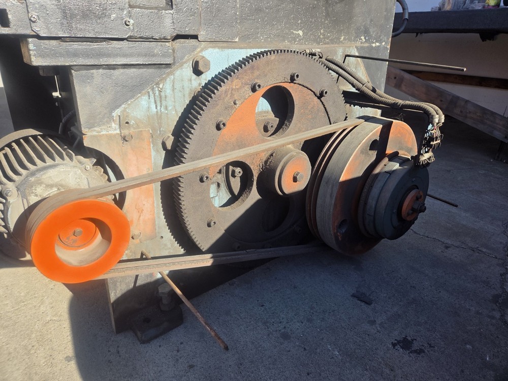 Amada M-1232 Shear Power Back gauge