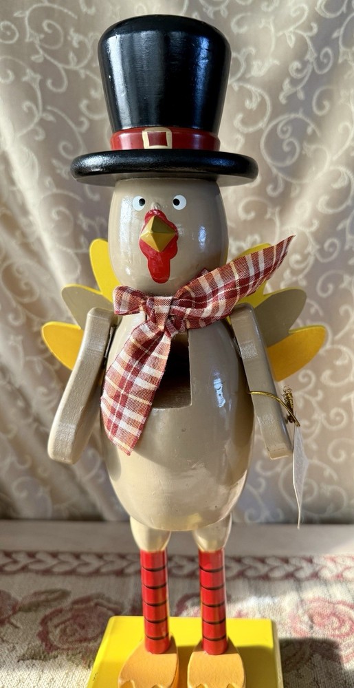 Target Limited Edition Turkey Nutcracker 2010 14” Tall Fall Thanksgiving