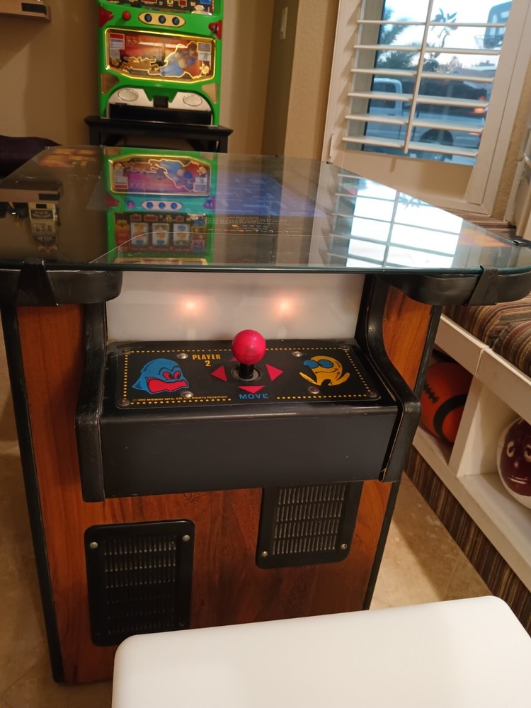 MS PAC-MAN ARCADE MACHINE COCKTAIL TABLE