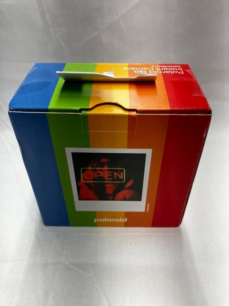 Polaroid Go Gen 2 + Clip Instant Camera Bundle