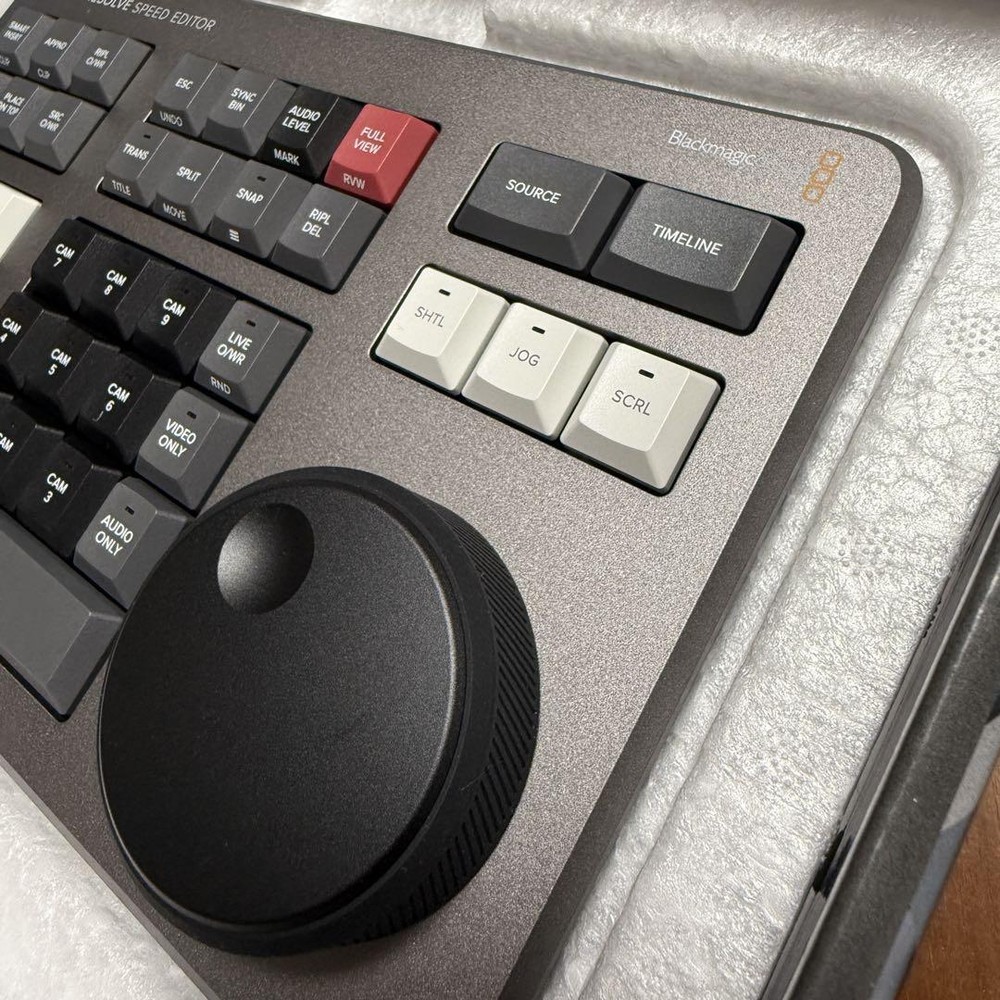 Blackmagic Design DaVinci Resolve Speed Editor Black