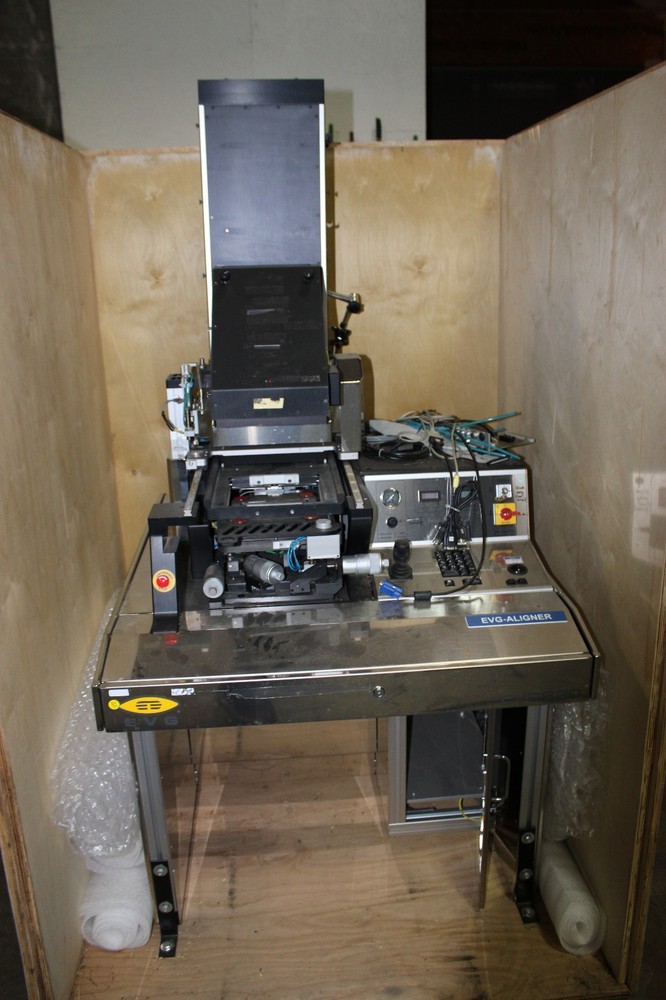EVG 620 Mask Aligner