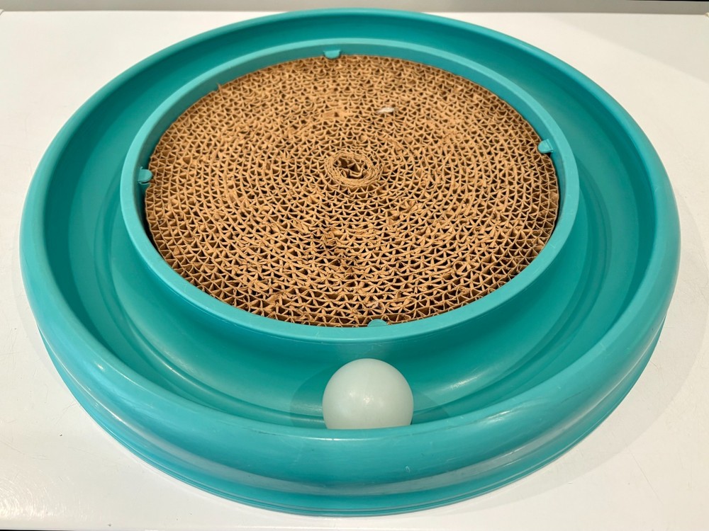 Turbo Interactive Scratcher Cat Toy