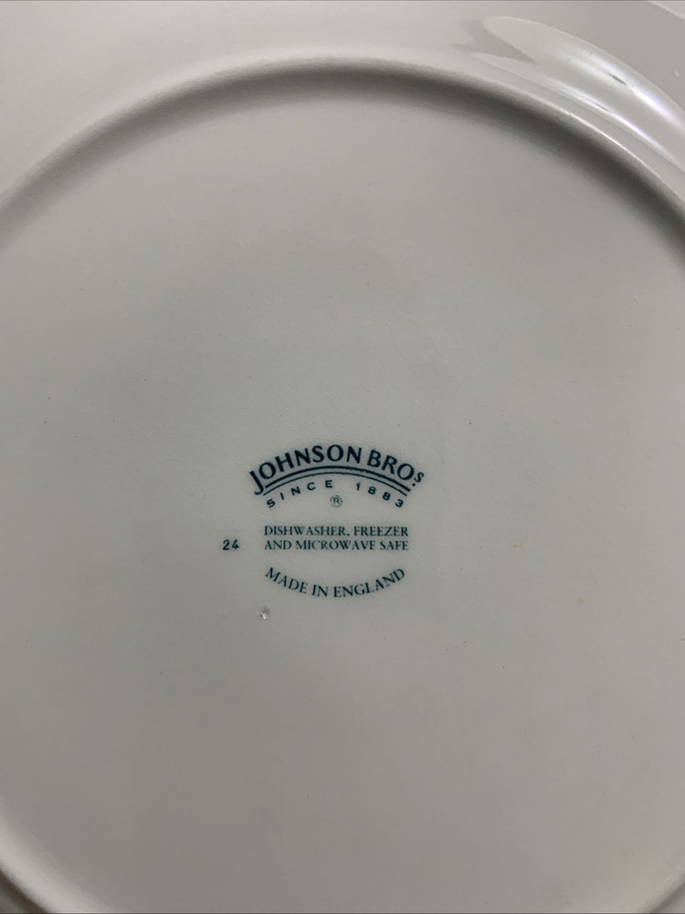 Johnson Bros Summer Chintz Place Setting 7 Pieces