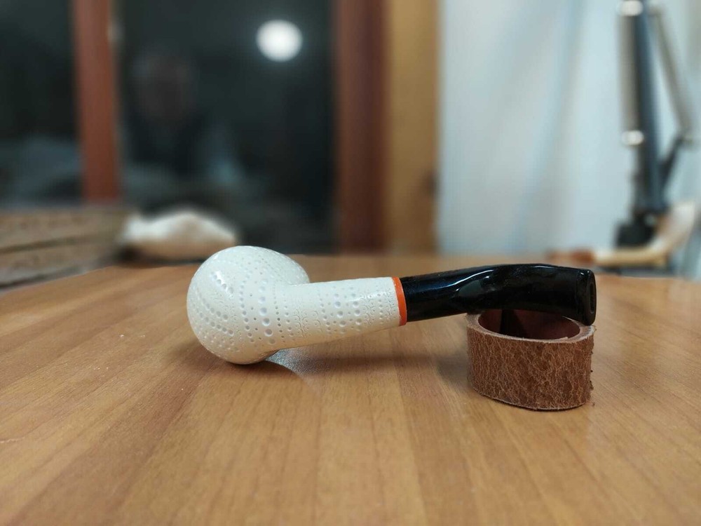 Meerschaum Apple Pipe Push and Pull Acrylic Stem with Fitted Case