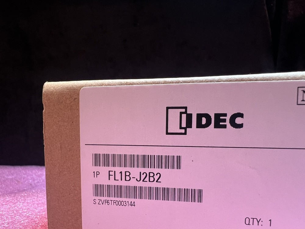 IDEC FL1B-J2B2 SMARTRELAY ANALOG EXPANSION MODULE