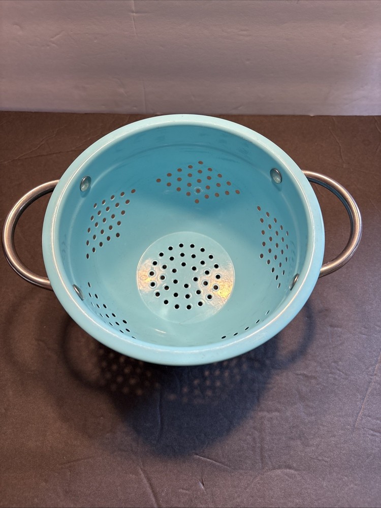 Turquoise Small Metal Enamelware Colander( S4)