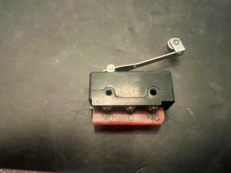 Honeywell DT-2RV23-A7 Roller Lever