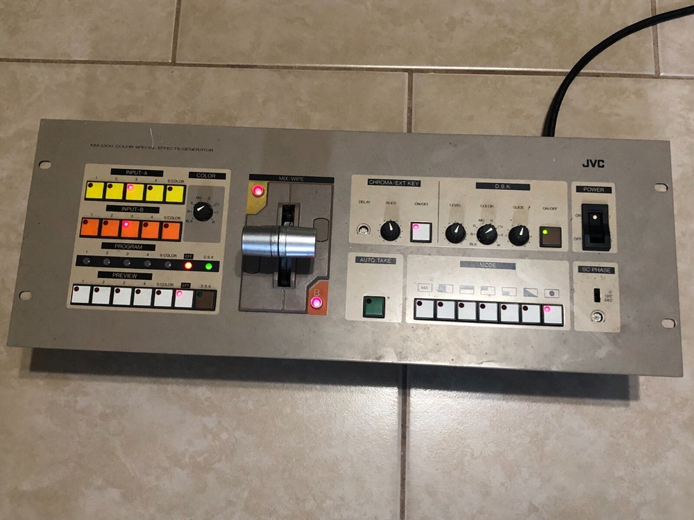 JVC KM-1200 Color Special Effects Generator / POWERS UP / UNTESTED