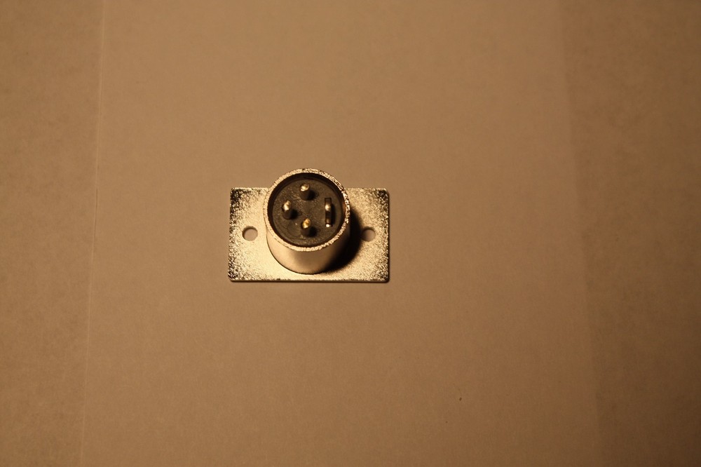 5 (LOT) Pomona XLR Male 3-Pin Rectangular Flanged Panel Mount, D3M