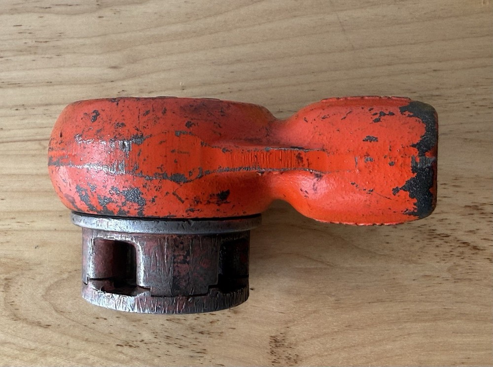 Ridgid 111-R Pipe Threader With Handle & Die Head 1/2"