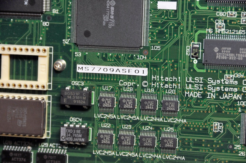 Hitachi ULSI Systems SuperH SH3 SolutionEngine Development Board MS7709ASE01