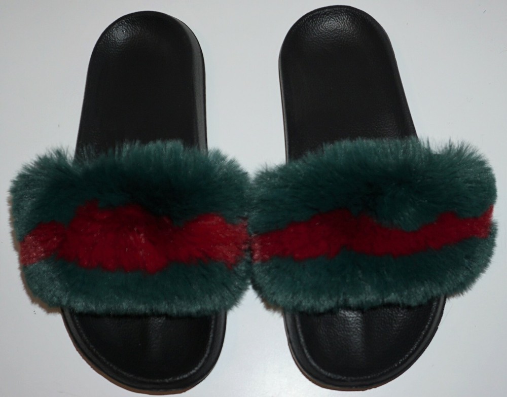 MEN'S FUZZY SLIDES SIZE 10