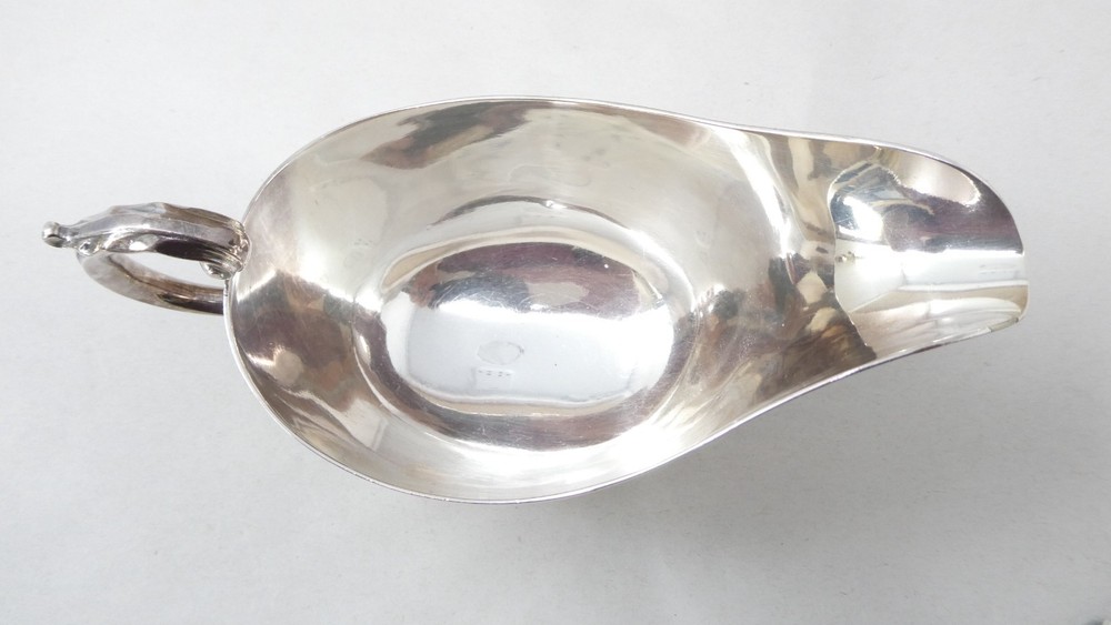 Cream Jug Silver Plated Decorative Handle William Hutton