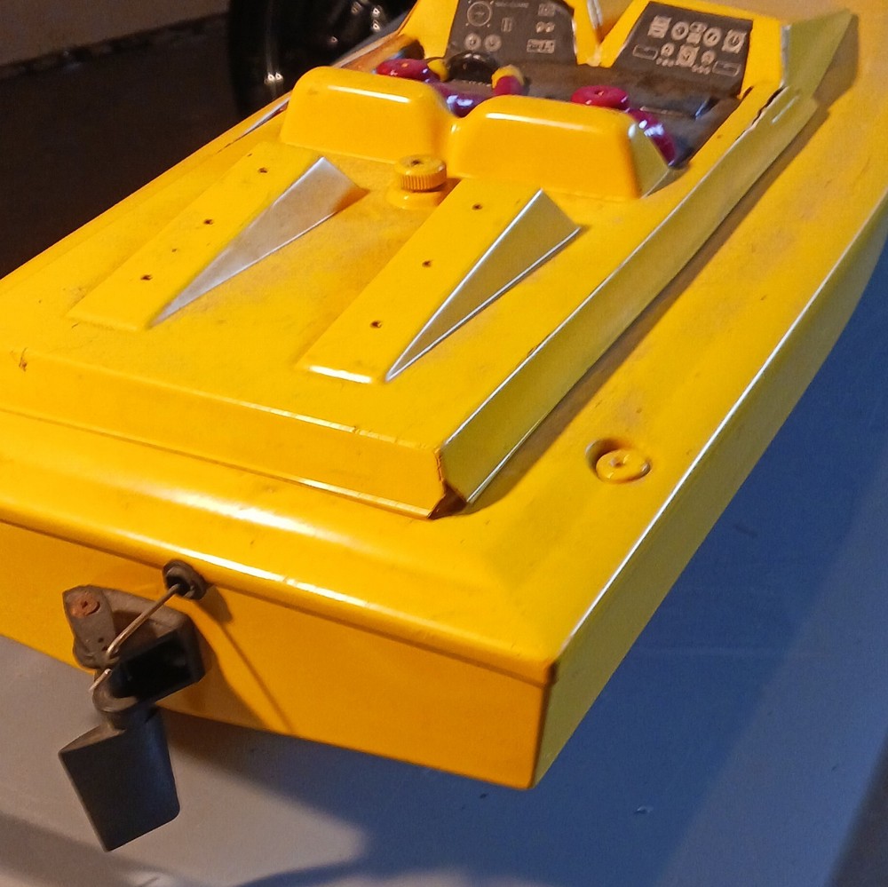 RCBOAT Classic Yellow