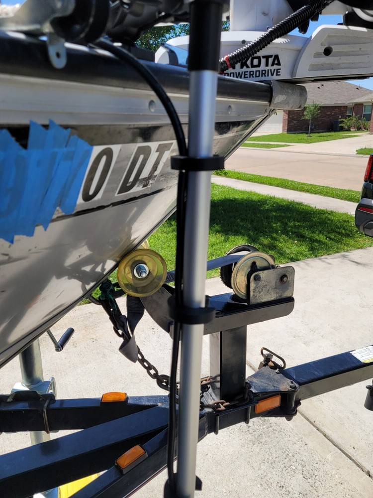 POLE HANDLE FOR TRANSDUCER MOUNT LIVE SCOPE POLE