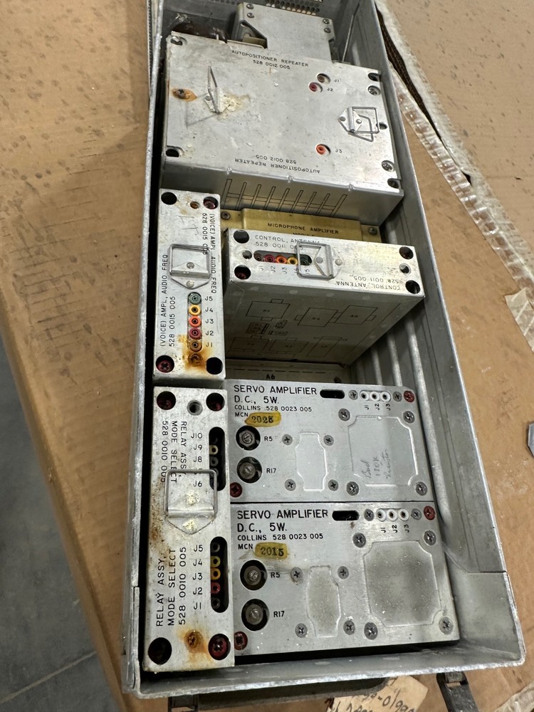 Collins ARC 80 Hf aircraft transceiver
