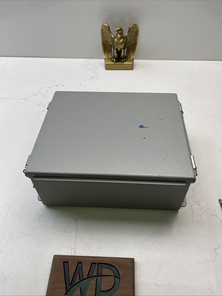 B121005 Wiegmann Wall Mount Enclosure