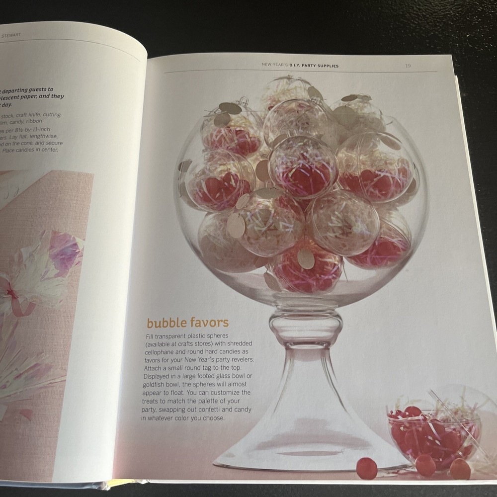 Martha Stewart 2012 Holiday Crafts Book