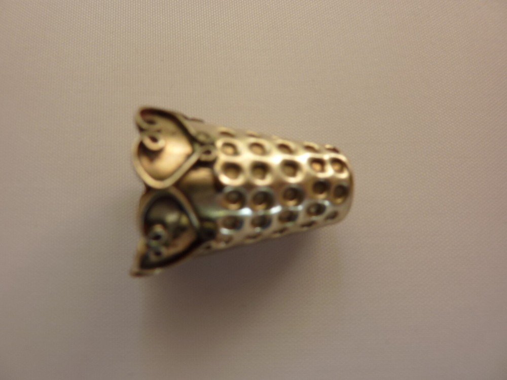 VINTAGE TAXCO SILVER THIMBLE