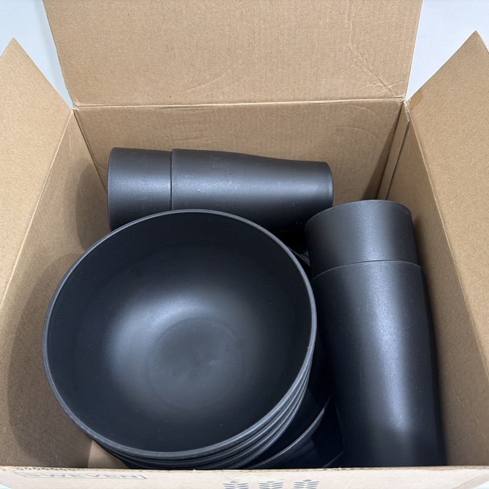 Wheat Straw Dinnerware Set 16pcs Unbreakable Dishwasher Microwave Safe Black