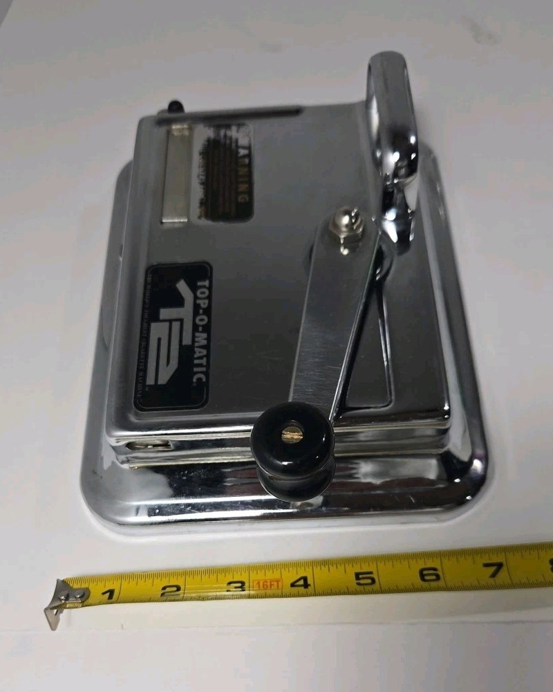 TOP-O-MATIC-T2'CIGARETTE ROLLING MACHINE W/BOX