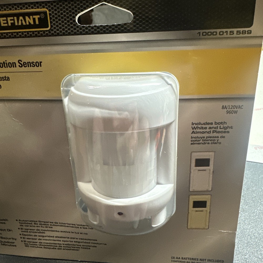 Defiant Daylight Adjusting Indoor Digital Timer with Motion Sensor