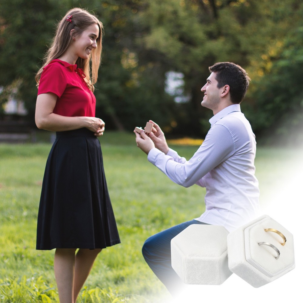 Velvet Ring Box, Hexagonal Ring Box Storage 2 Slots Ring Holder Box (White)