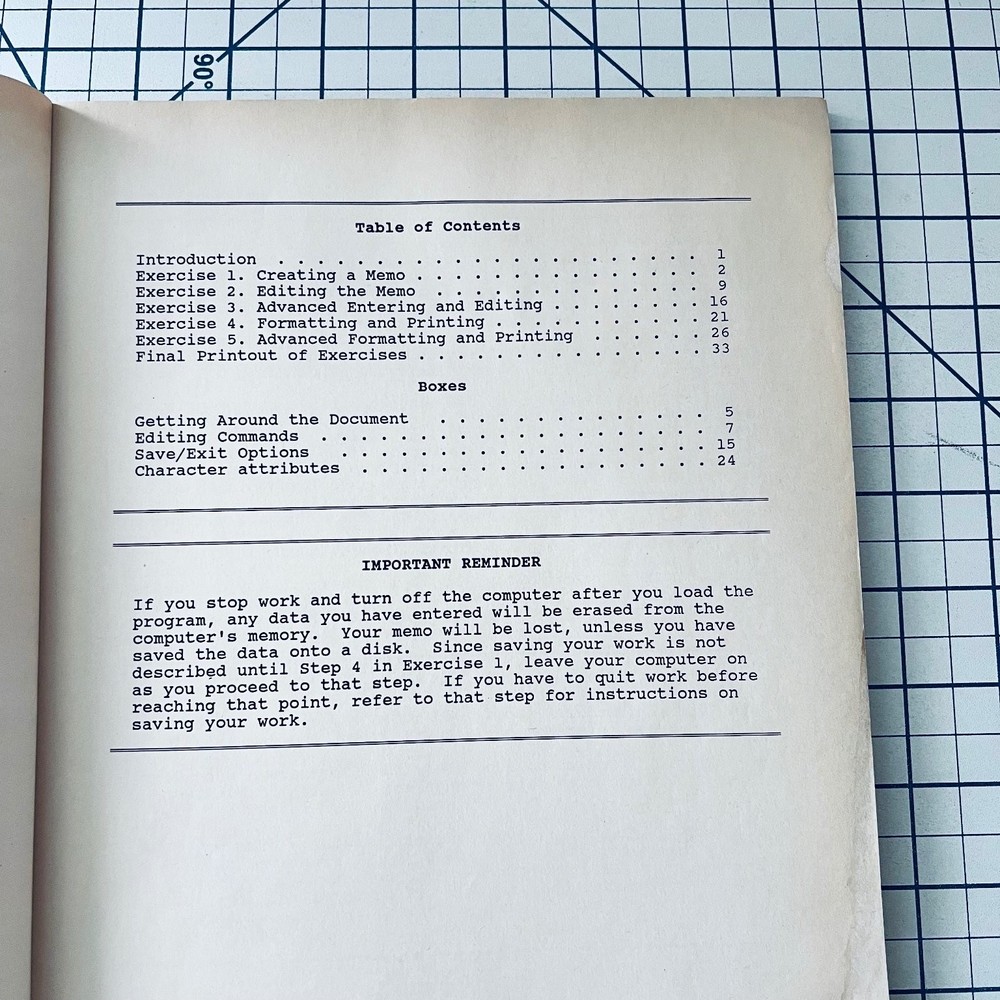 Using PC-WRITE PC-CALC and PC-FILE 1986 Dennis Curtin Vintage IBM PC Software