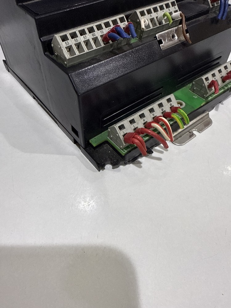 GRUNDFOS IO-351-A 96161720-V01 INPUT-OUTPUT FIXED SPEED CONTROLLER MODULE