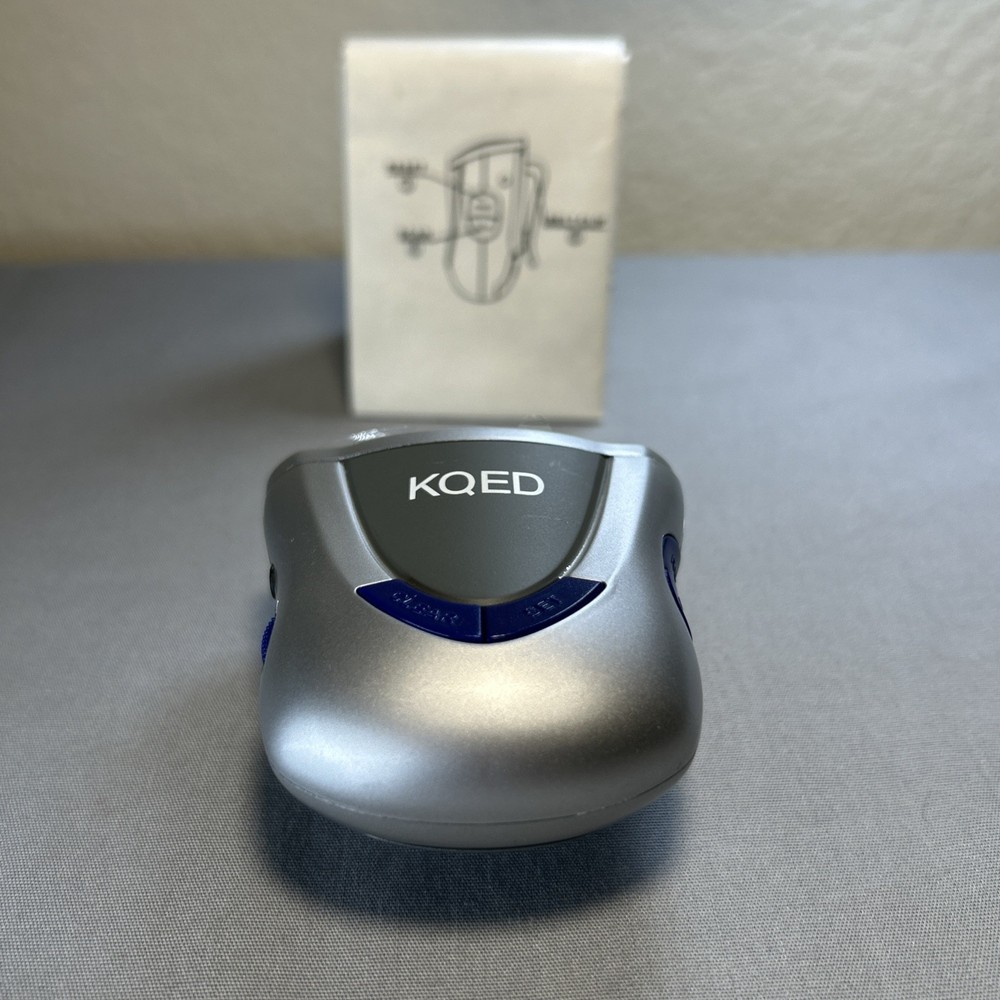 KQED LCD Screen Headphone Jack Multi Function FM Radio Clip-on Pedometer