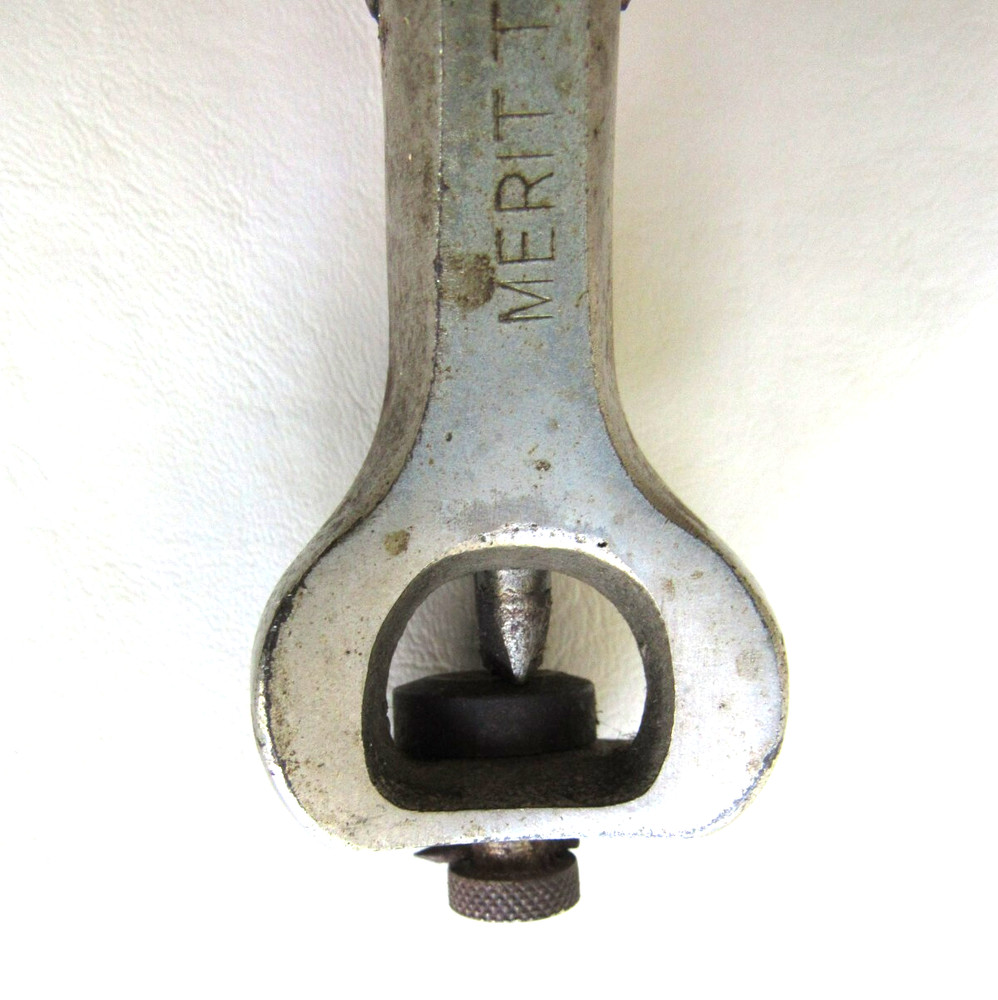 Vintage MERIT TOOL Sawset. 7 Inches Long.