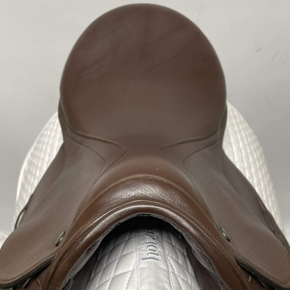 Stubben Genesis VSD Deluxe 18" 31cm
