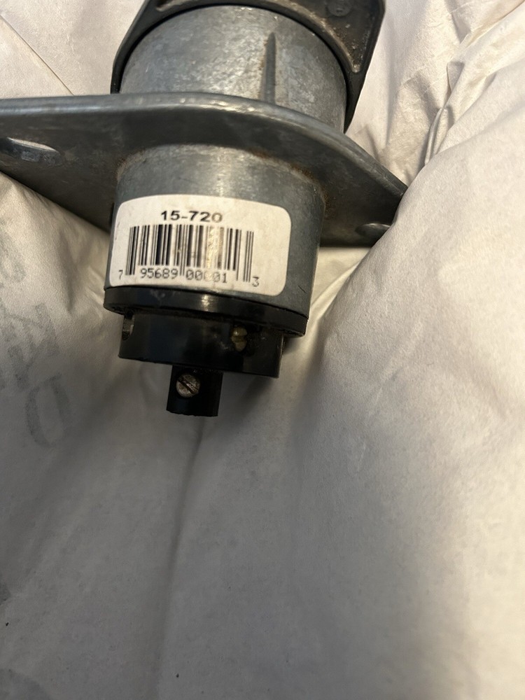 PHILLIPS 15-720 TRAILER 7 Wire SOCKET PLUG