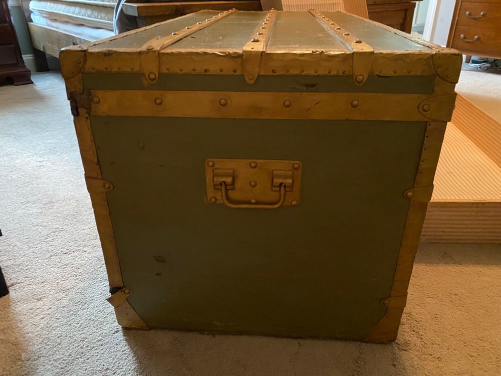 Louis Vuitton Vintage Trunk