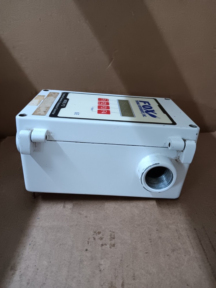 Fox Thermal Instruments Model FT2 Gas mass Flowmeter and Temperature Transmitter