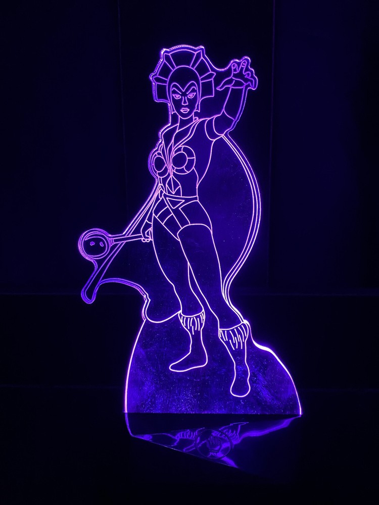 Evil-Lyn (Motu) He-Man Light
