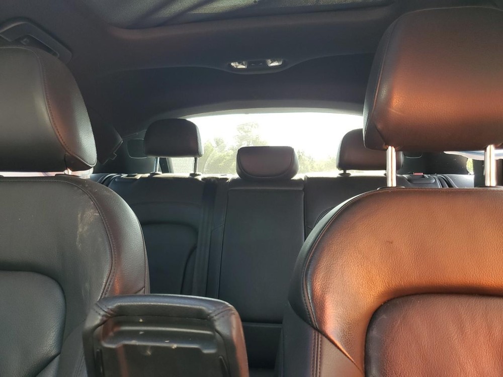 Used Headrest fits: 2018 Audi Q3 Grade A