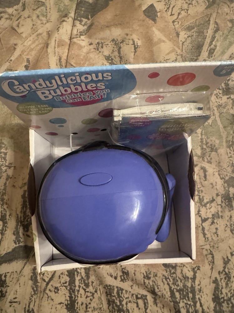 Candylicious Bubbles Bubble Machine + Solution, Grape Cherry, New, No Batteries