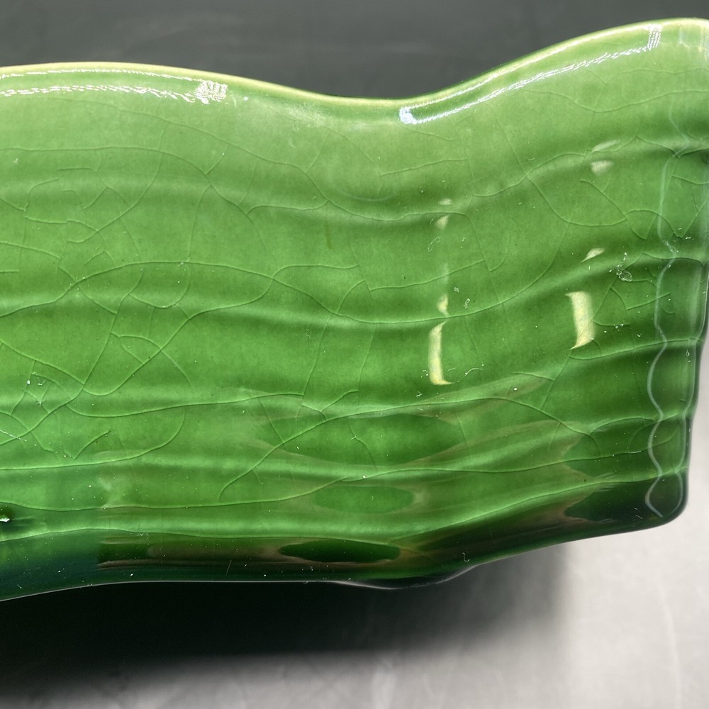 McCoy USA Green Ruffled Edge Striped Rectangular Pottery Planter Vase