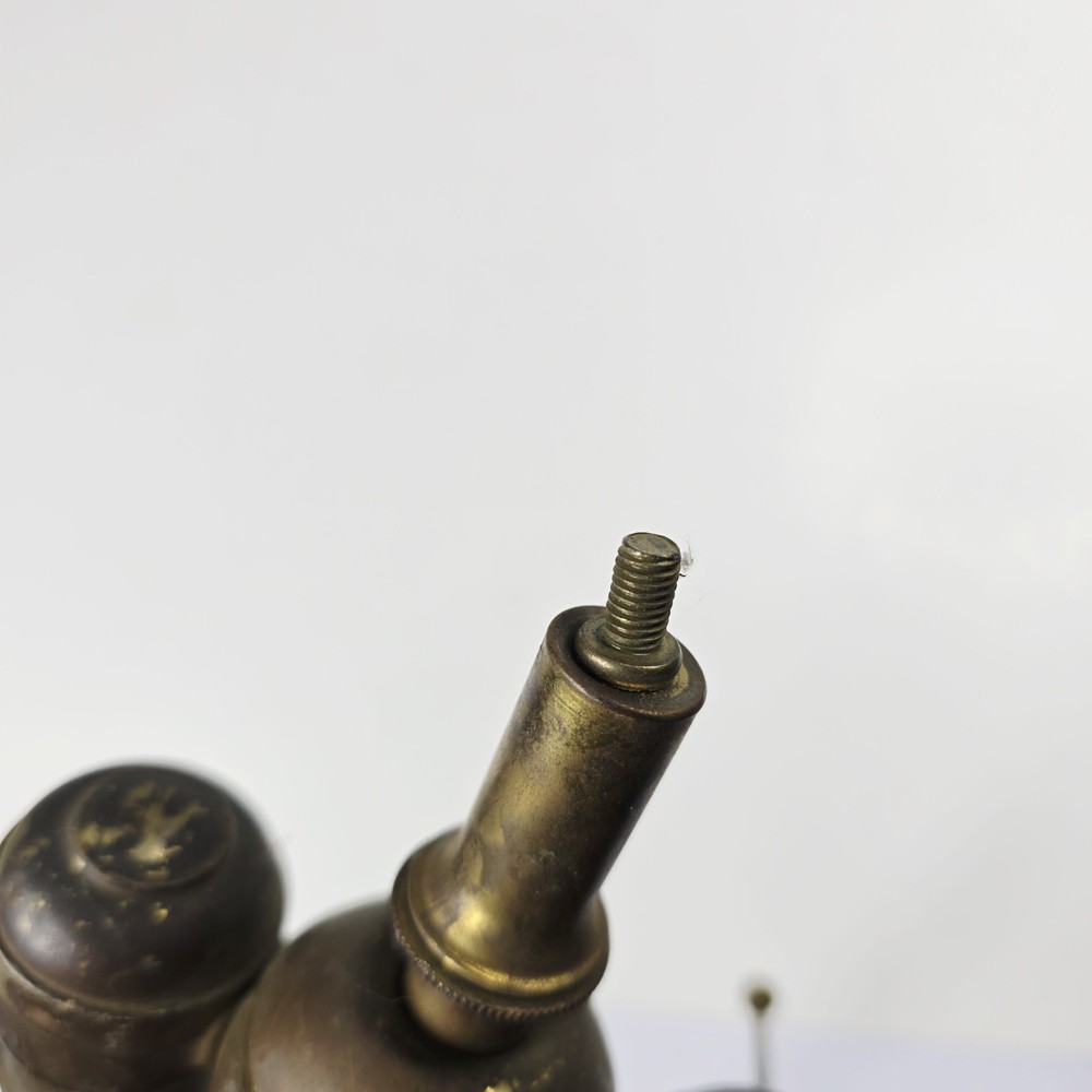 Lamp Parts: Benjamin Double Socket Pull Chain Cluster Switch for Lamp Base