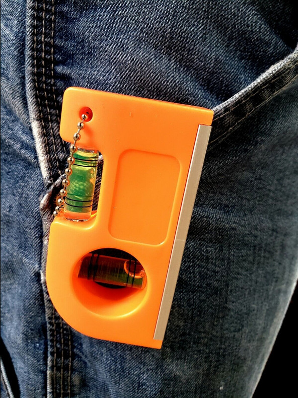 Mini Pocket Level with Metal Chain-Hook for Determining Horizontal Vertical