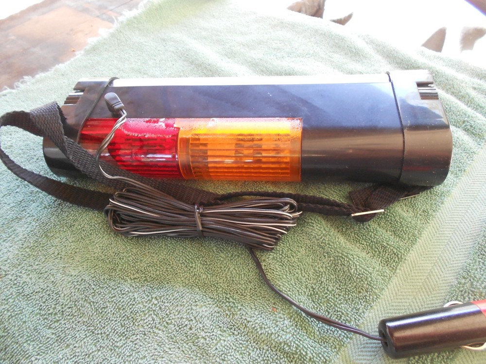 Vtg Roadside "Road Saver" Emergency Light System