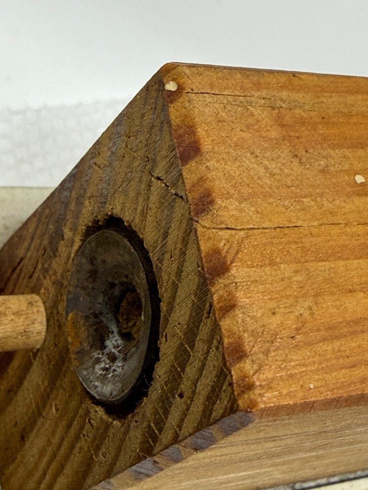 Texas Electric Nut Cracker