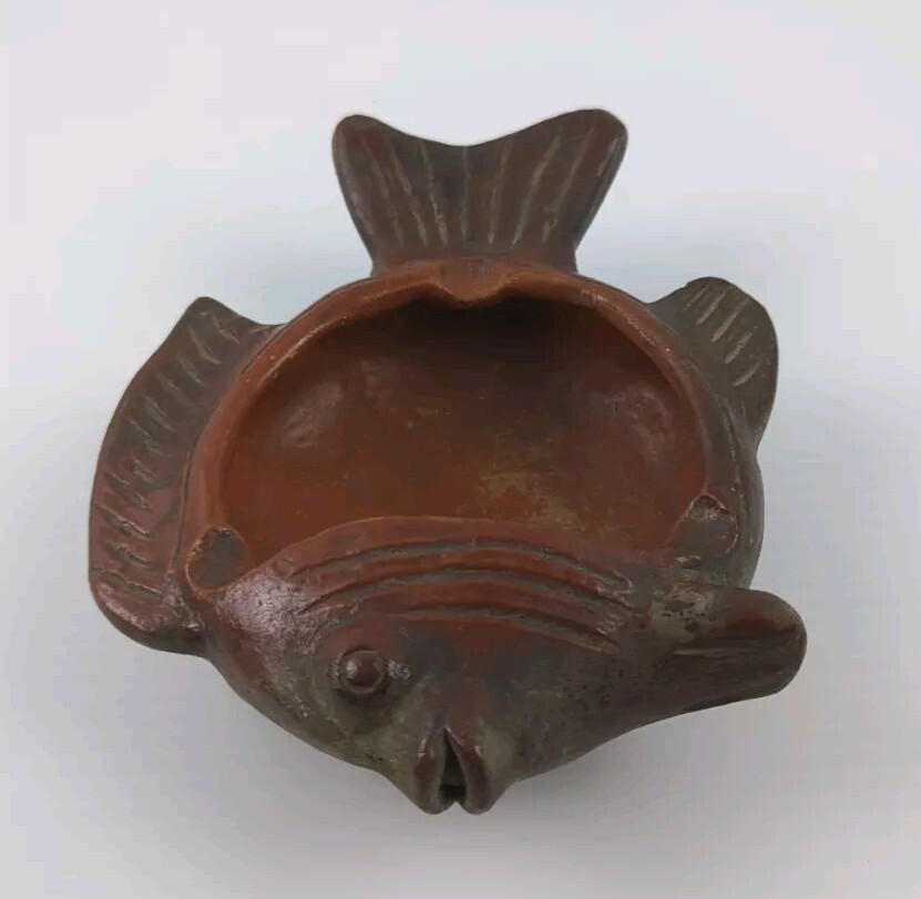 Fish Ashtray Pottery - Cast Iron Look