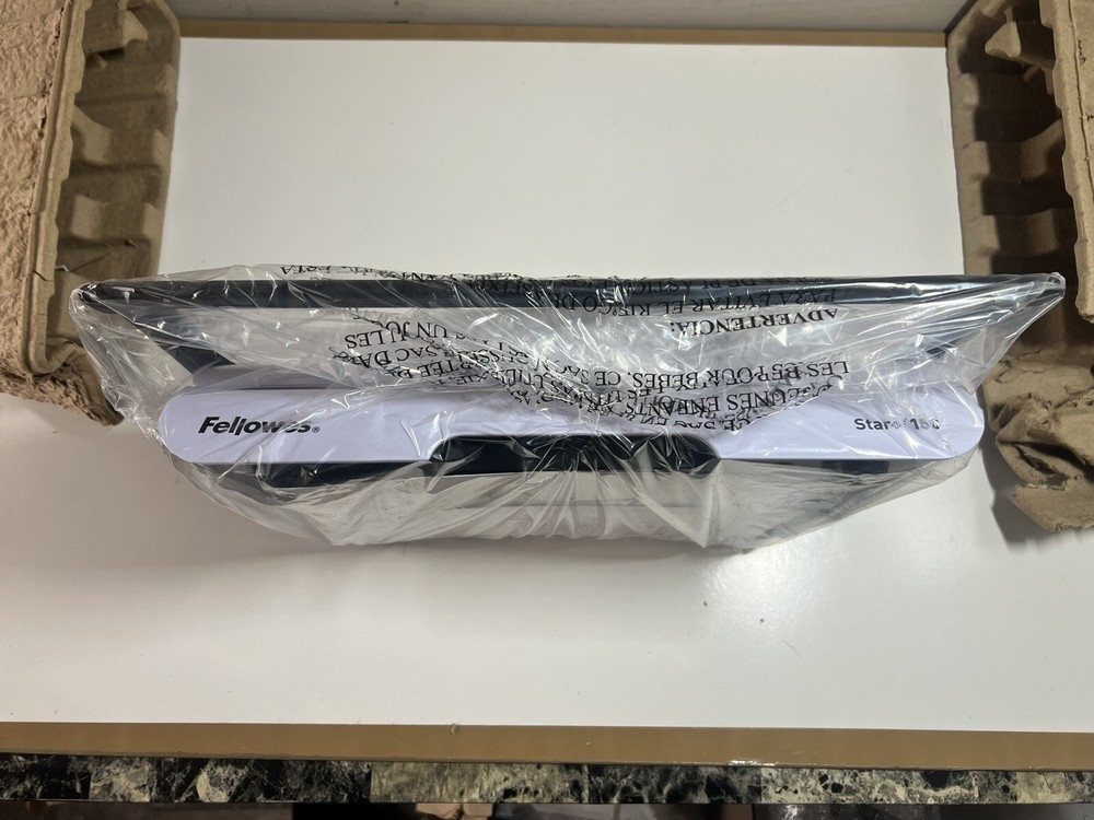 Fellowes Star + 150 Small Office Comb Binding Machine And Starter Kit BOX DAMAGE