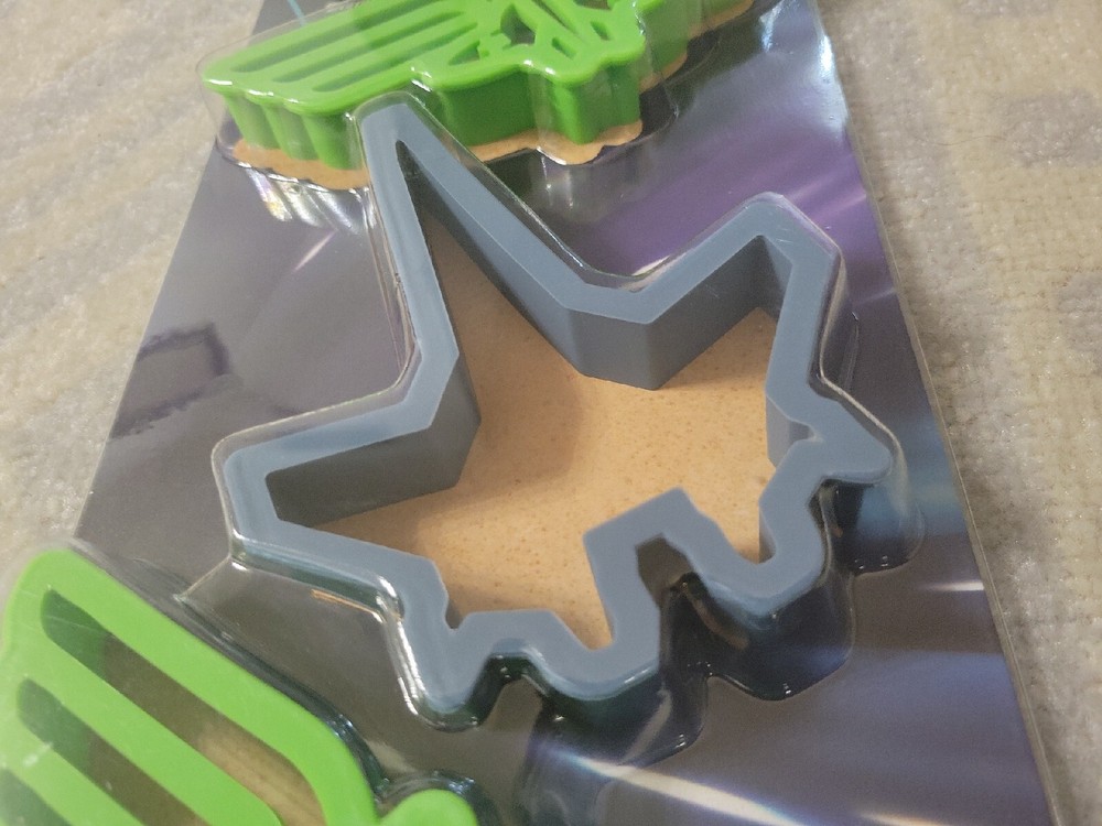 Disney Buzz Lightyear 3 pack Breakfast Silicone Molds NWT