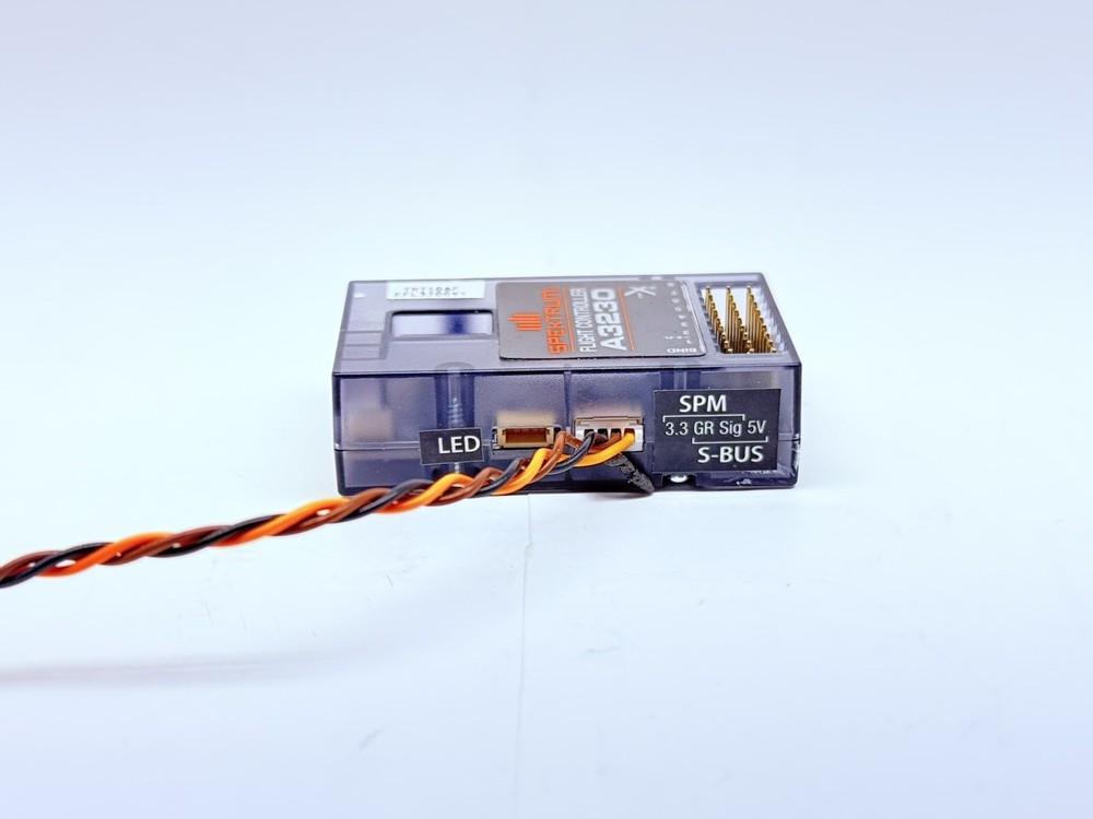 Spektrum A3230 Flight Controller: Apprentice STS