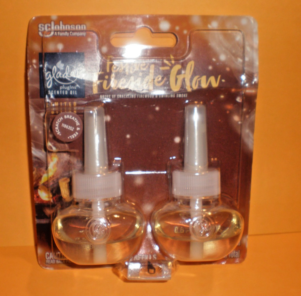 Glade PlugIns Scented Oil Refills FESTIVE FIRESIDE GLOW Pack with 2 Refills