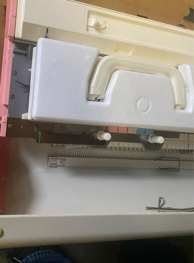 Brother knitting machine package KH 260 N/M Excellent